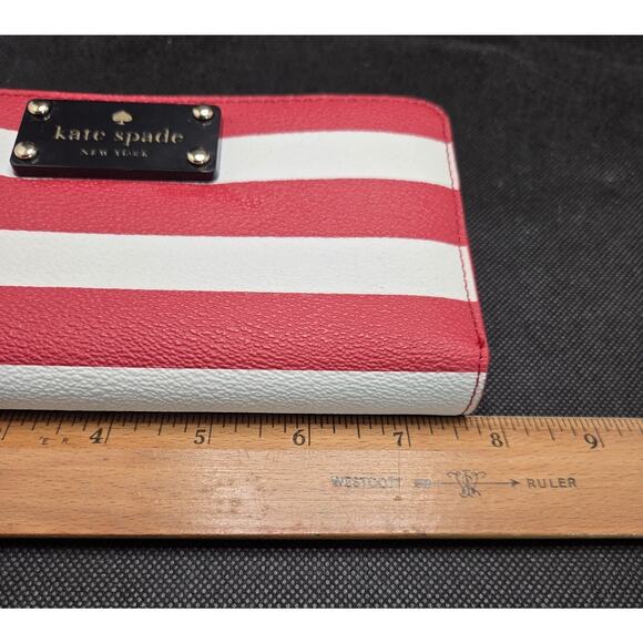 KATE SPADE NEDA EMPIRE RED/CREAM STRIPED ZIP AROUND WALLET Clean Excellent - Picture 8 of 8